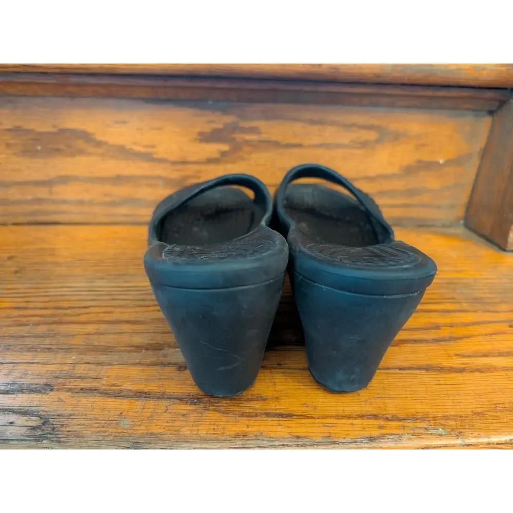 Crocs Kadee wedge sandals Women's 9 Shoes Black